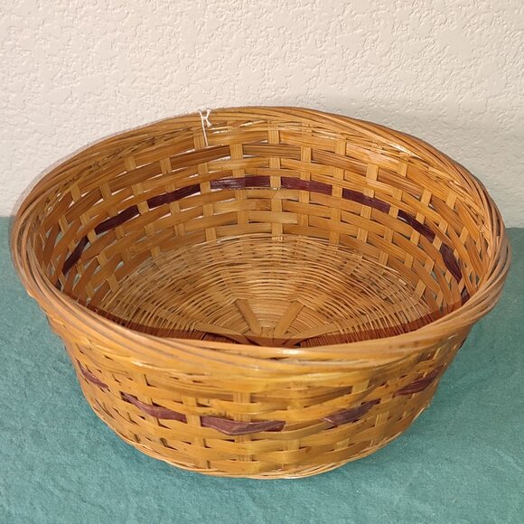 Vintage Two Tone Basket Round Circular Woven Old Quality Kitchen Office Accents - Picture 3 of 9